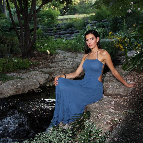 Meet your Posher, Crystal - Picture 1 of 1